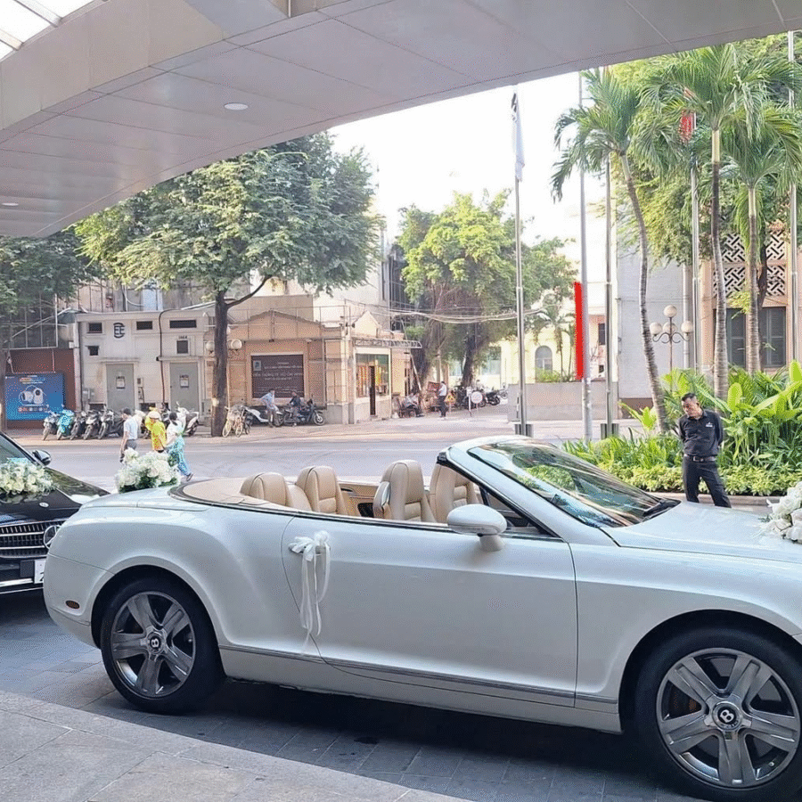 xe cưới mui trần