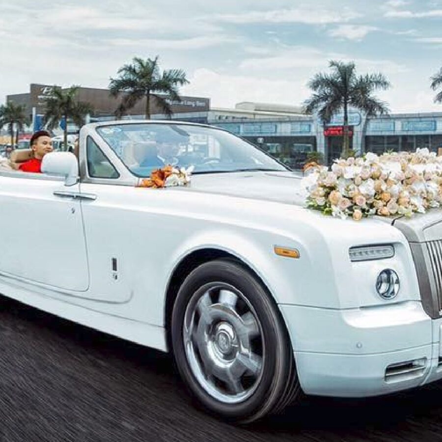 Xe Hoa Mui Trần ROLLS ROYCE